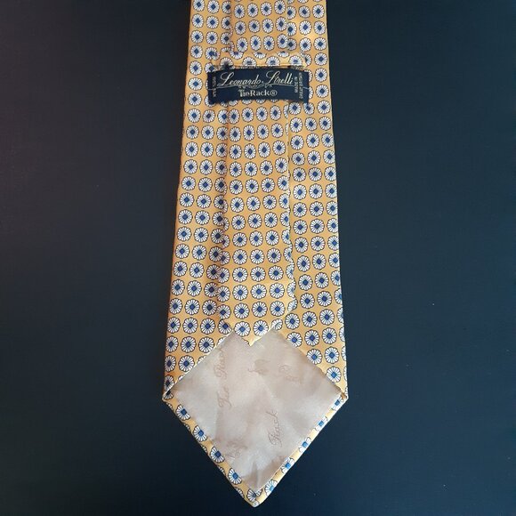 Leonardo Strelli Tie Rack 100% Silk Tie Golden Yellow w/ White & Blue Pattern - Picture 5 of 12